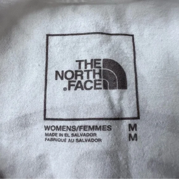 The North Face women’s white short sleeve tshirt size medium - Picture 4 of 4